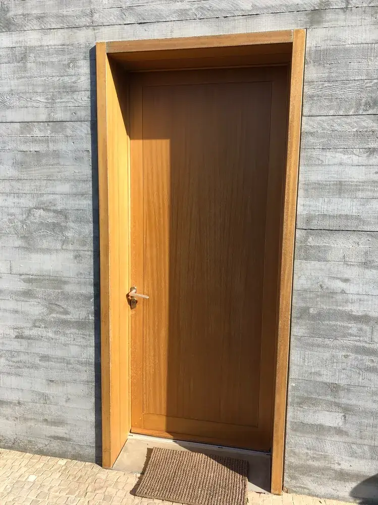 peinture-lasurée-pour-volets-portes-et-baies-vitrées (9)