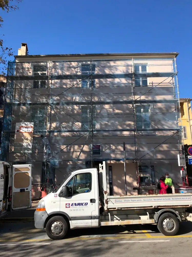 ravalement-de-façade-société-générale-dela-londe-les-maures (2)